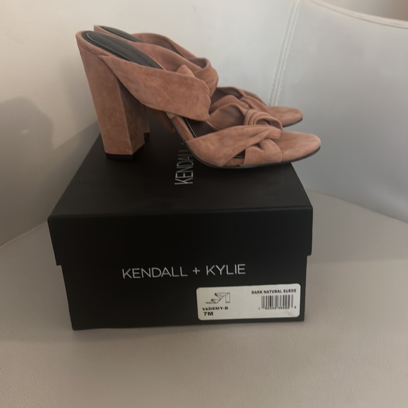 Kendall & Kylie Demi double strap suede mules - Picture 8 of 8